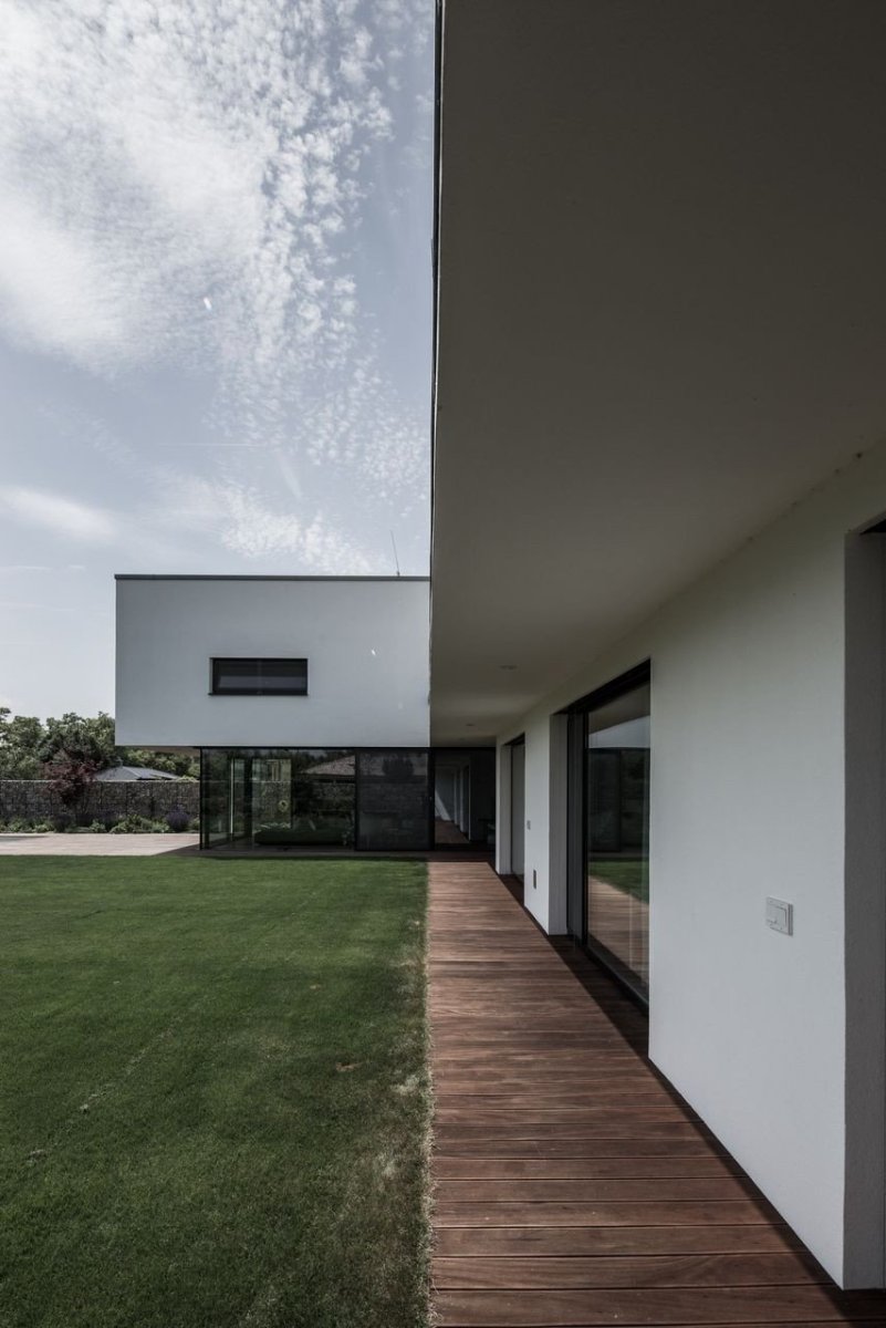 plusminusarchitects, Rodinný dom Rusovce – foto