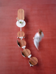 Společnost mmcité a belgické studio Segers společně na Designbloku představí novou kolekci sedacího nábytku Morse