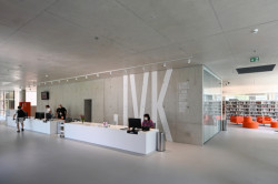 Dostavba Jihočeské vědecké knihovny v Českých Budějovicích od Kuba & Pilař architekti