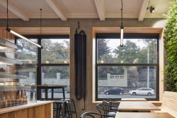 Kavárna Coffee Source v Praze, Pavel Nový a Vít Svoboda (0,5 Studio)