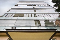 Rekonstrukce panelového domu v Rožnově, Holiš + Šochová architekti