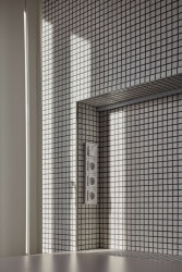 Byt sochaře, NEUHĀUSL HUNAL: Detail