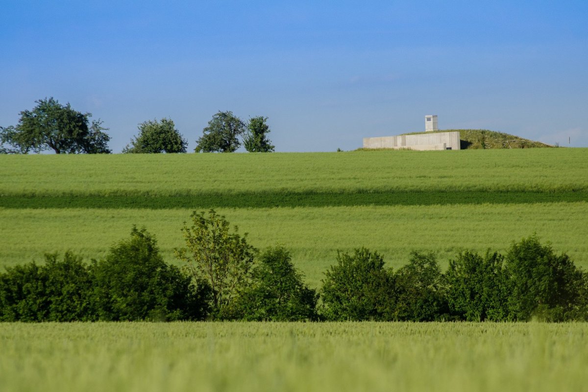 Vodojem s vyhlídkou na Trosky, ZETTE atelier: Už díky vyvýšené poloze se odtud nabízí daleké výhledy do krajiny