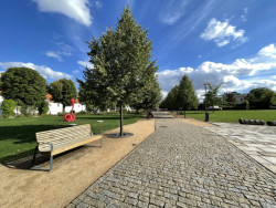 Jezuitská kolej, Giovanni Domenico Orsi, 1666–1750: Nedávné rekonstrukce se dočkaly i zahrady. Pobyt v nich zpestří umění nebo vodopád