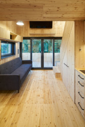 Dřevěný výměnek na Praze 4 od studia PRAJAGA