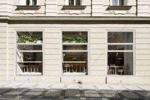Loving bistro Letná, esté architekti
