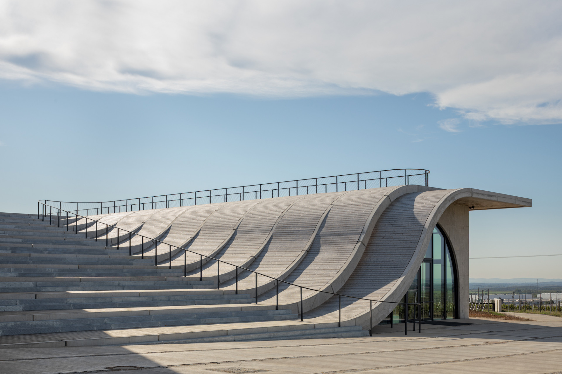 Sídlo Vinařství LAHOFER v Dobšicích u Znojma, Chybík+Krištof