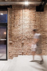 FFWD, rekonstrukce truhlářské dílny na byt,