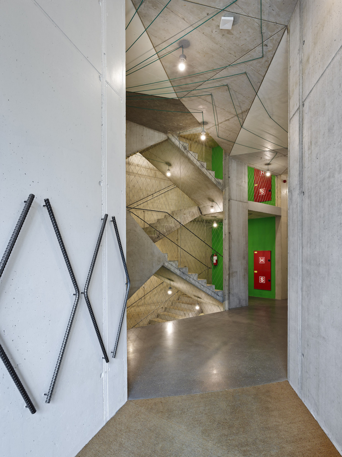 Komunardů XXXV, FIALA+NEMEC/ Stanislav Fiala