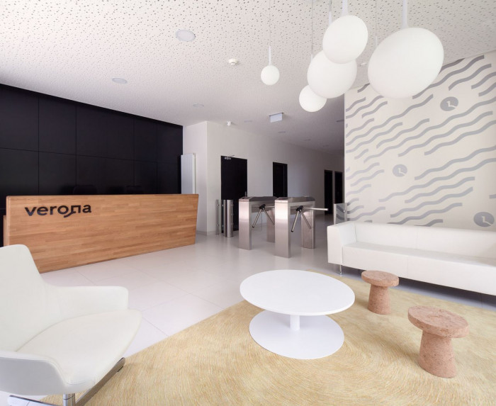 ov-a, Rekonstrukce a dostavba administrativní budovy Verona – foto