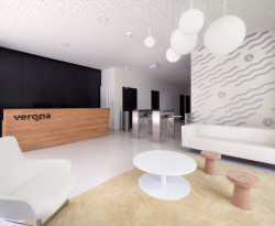 ov-a, Rekonstrukce a dostavba administrativní budovy Verona – foto