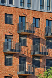 Dříve lihovar, dneska 240 bytů všech velikostí. A vyrostou další byty, kanceláře a restaurace.