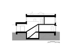 Řez (RD v Benešově; Ateliér VAS)