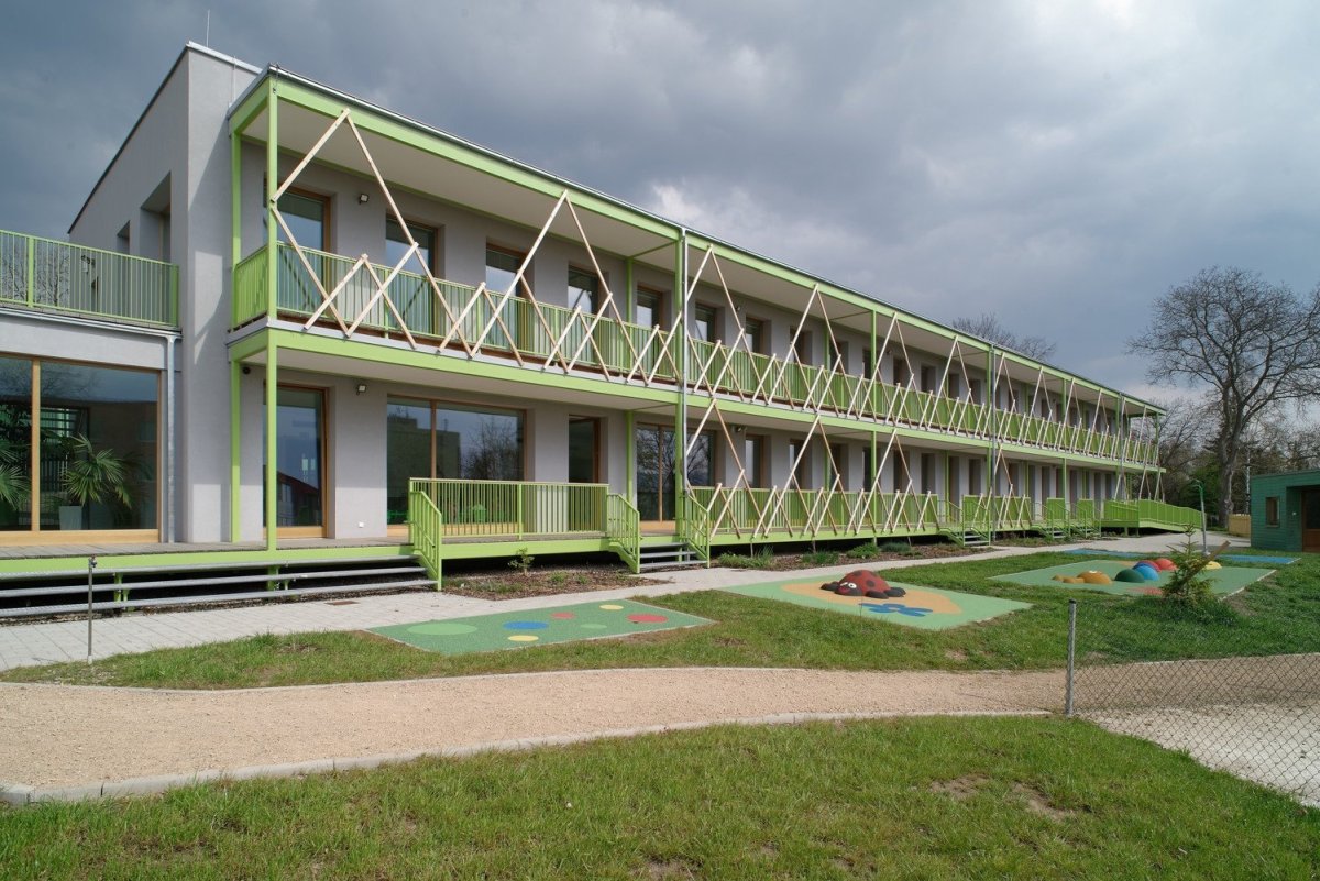 Mateřská škola ve Staré ulici, 3+1 architekti