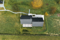 Lukáš Janout Architects jsou autory archetypálního rodinného domu v západních Čechách