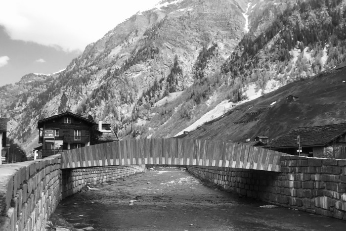 Kino Světozor bude ve čtvrtek 7. prosince od 19:30 hostit přednášku s podtitulem Projekty do Alp švýcarského statika Jürg Conzetta.