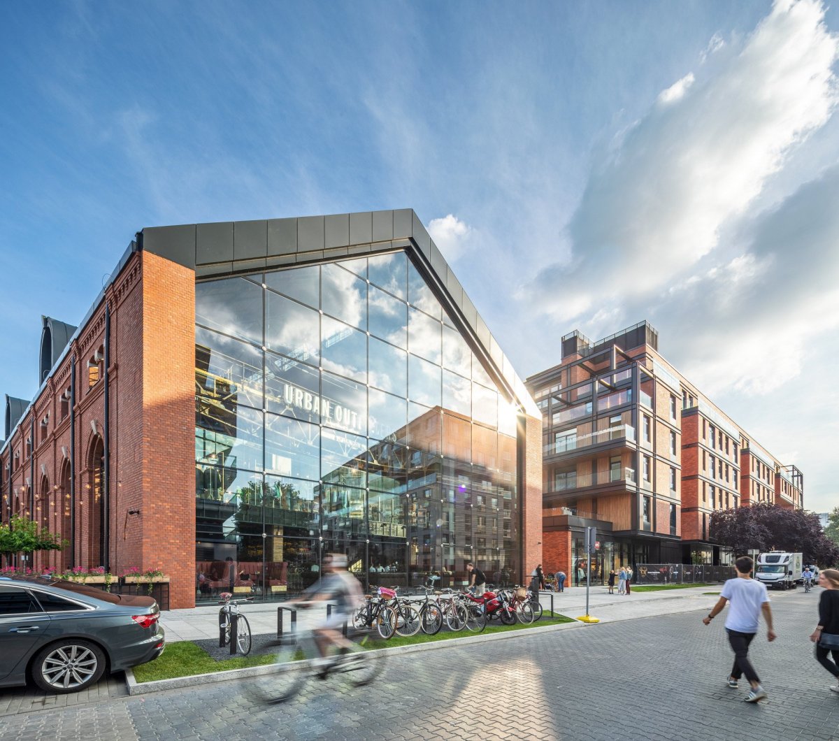 Revitalizace areálu varšavské elektrárny Powiśle architektonickým ateliérem APA Wojciechowski Architekci na živoucí městskou čtvrť