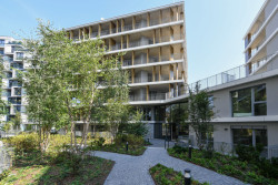 Administrativně-rezidenční komplex Hagibor roste na zanedbaném brownfieldu.