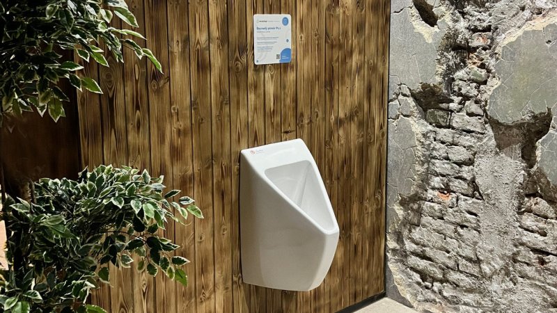 Bezvodý pisoár EcoStep získal na veletrhu FOR ARCH hlavní cenu Grand Prix za nejlepší ekologický produkt.