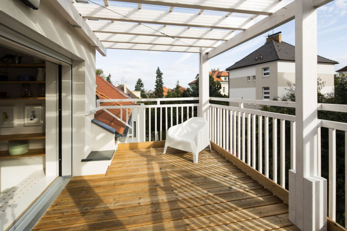 No Architects, Rekonstrukce prvorepublikového bytového domu – foto