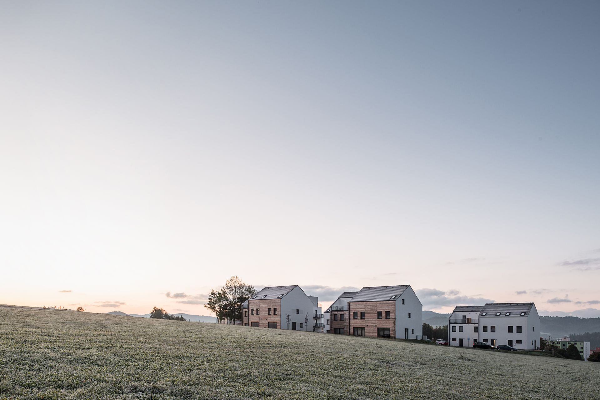 Bytové domy v Rožnově pod Radhoštěm od Studia acht, realizace 2020