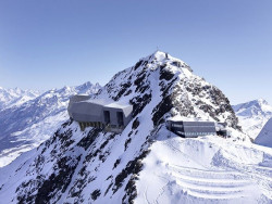 Výstavy Constructive Alps 2015 a Built in Swiss Mountain - foto