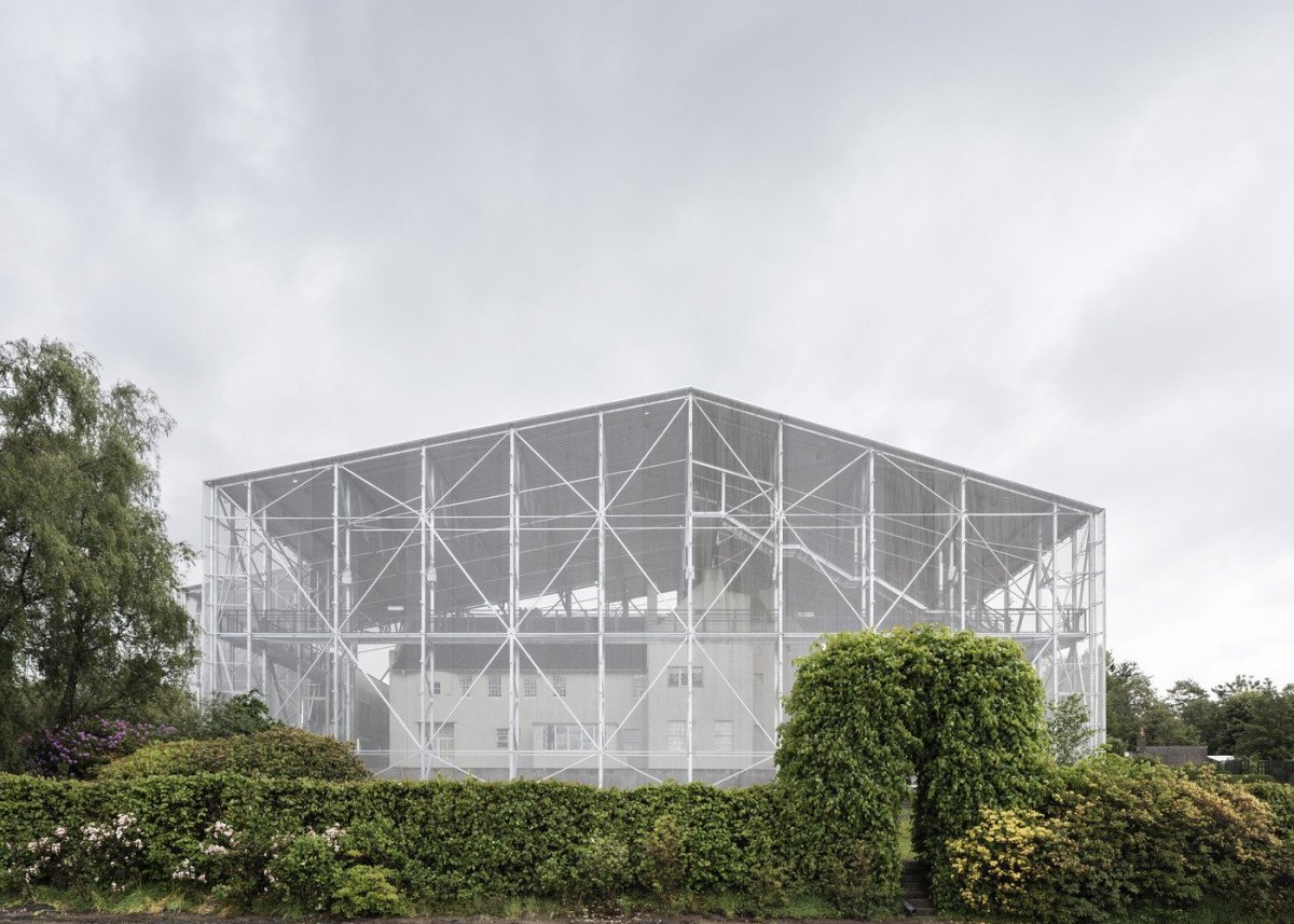 Rekonstrukce budovy Hill House od Charlese Rennieho Mackintoshe