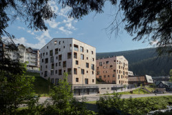 Aparthotel Sv. Vavřinec v Peci pod Sněžkou, ov-a/Jiří Opočenský, Štěpán Valouch