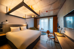 Hotel Bridge, Vratislav, FORUM architekci - foto