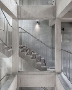 Cowan Court, 6a,