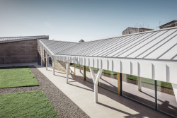 Dětský hospic v Katánii od florentského studia FRONTINITERRANA