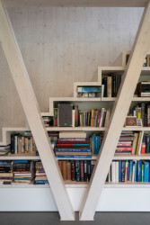 Moderní dřevostavba na Zbraslavi od Lukáše Pejsara