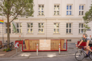V sedmém vídeńském obvodu chtějí méně aut a více života v ulicích. Přispěla k tomu i česká firma mmcité.