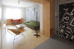 architectureMADE, rekonstrukce bytu paneláku v Plzni, foto