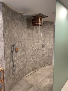 Ve wellness zóně si mohou ubytovaní hosté dopřát zaslouženou regeneraci po sportovních výkonech na místních svazích. (foto: Viega)
