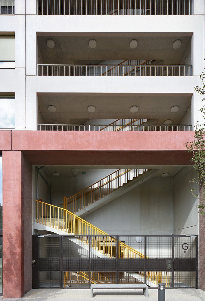 Vysokoškolské koleje Résidence Palaiseau ve Francii, studio 51N4E a Bourbouze & Graindorge
