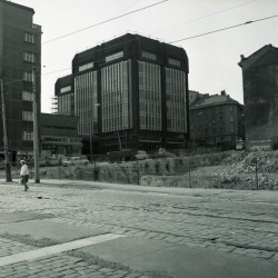 Plynárenské řídící centrum v Praze, Transgas, věže sídla Federálního ministerstva paliv a energetiky