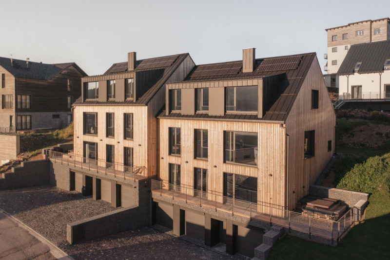  (Apartmánový dvojdům v Krušných horách; BekArch)