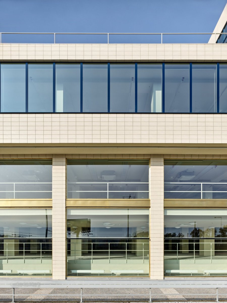 Budova Elektrických podniků v Praze-Holešovicích po rekonstrukci od studia TaK Architects