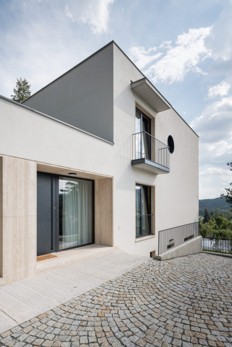 Vila Hrázní, Atelier RAW / Tomáš Rusín, Ivan Wahla