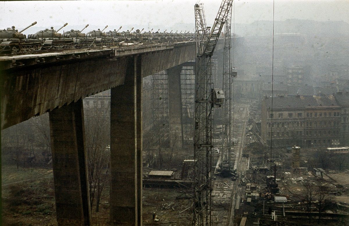 Nuselský most v Praze.