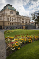KB Král, Proměna okolí Divadla J.K.Tyla v Plzni - foto