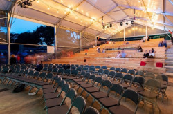 letní scéna Voděrádky