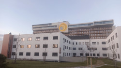 Obláček se sluncem pro hematologicko-onkologické oddělení ve FN Lochotín V Plzni od Evy Jiřičné