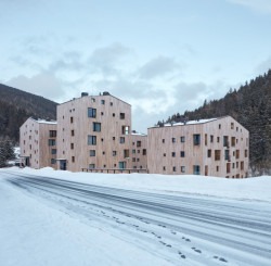 Aparthotel Sv. Vavřinec v Peci pod Sněžkou, ov-a/Jiří Opočenský, Štěpán Valouch
