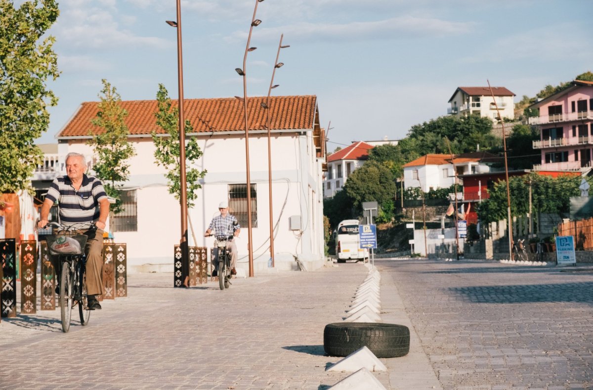 Projekt Albanian Carpet od studia Casanova+Hernandez Architects