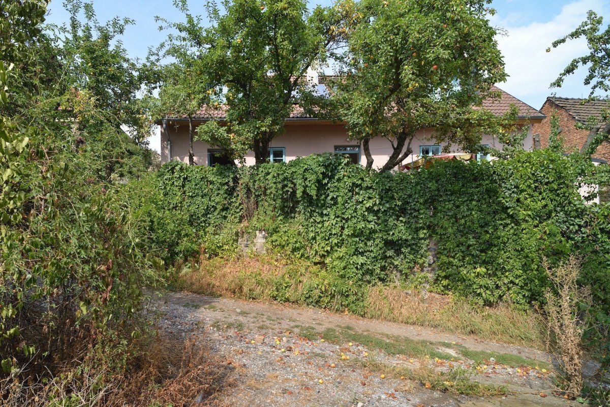 Rekonstrukce rodinného domu v Černošicích, 3+1 architekti