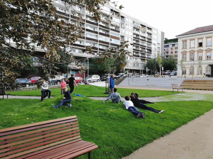 Revitalizace Komenského náměstí v Praze na Žižkově, MCA atelier/ Pavla Melková, Miroslav Cikán