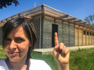 Samoobsluha v Seči od Žalský architekt