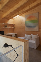 Dům za zdí, Mjölk architekti